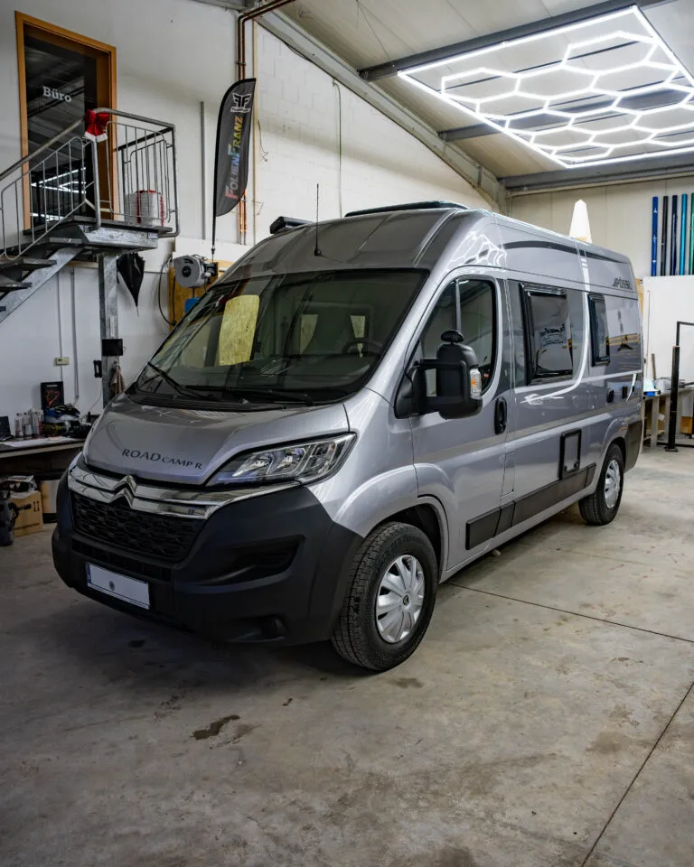 Wohnmobil-Aufbereitung in Magdeburg – Keramikversiegelung und Unterbodenschutz für Camper